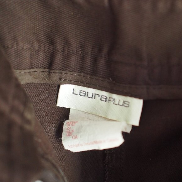 Laura | Vintage Rolled Cuff Capris - Picture 2 of 4